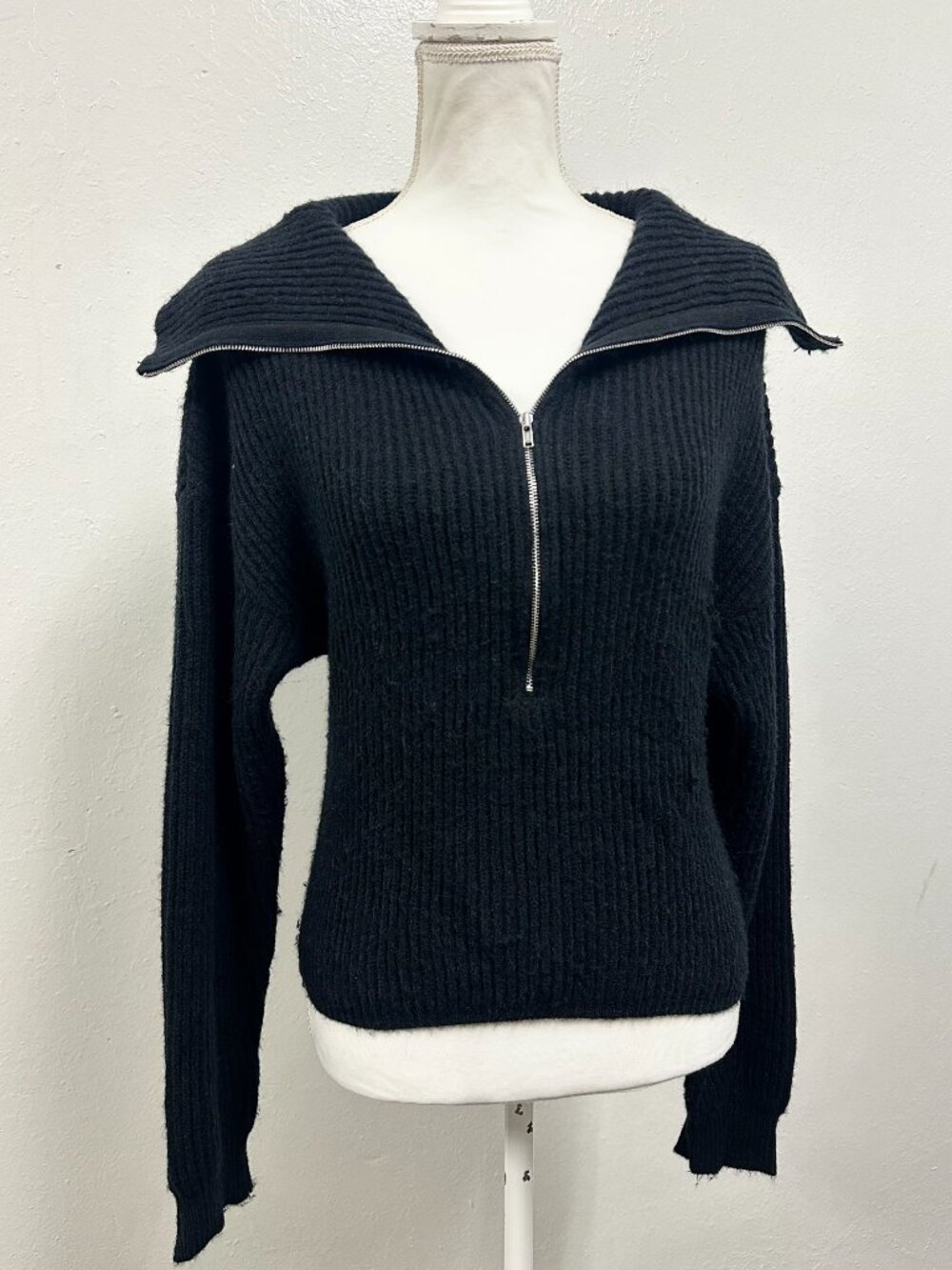 For Love and Lemons Women’s Black Knit Quarterzip Sweater Size XS